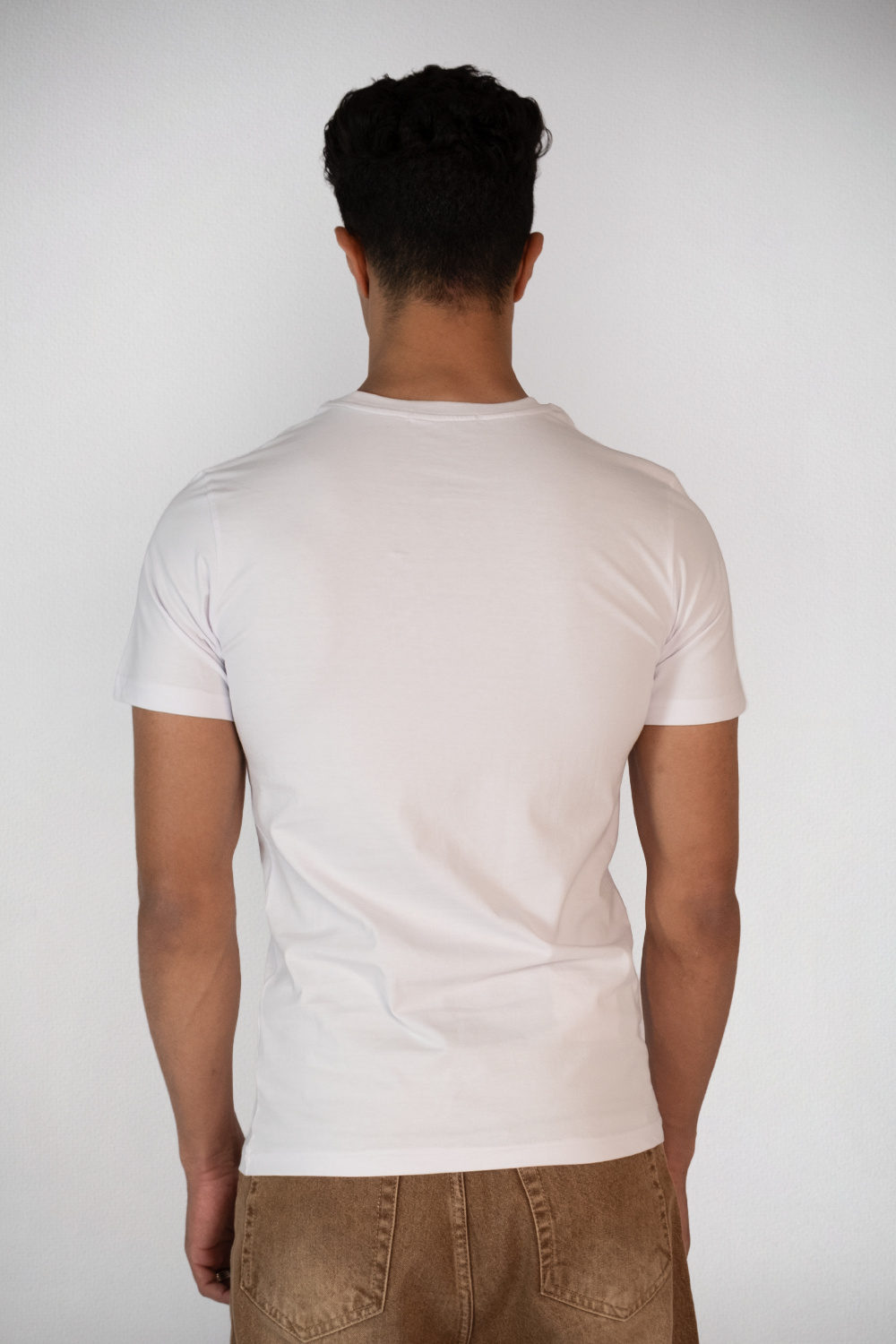 basic t-shirt white