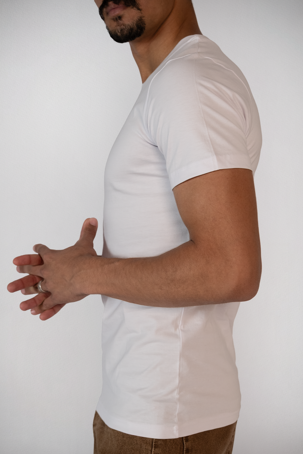 basic t-shirt white